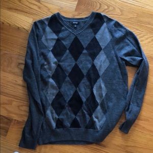 Men’s grey argyle sweater